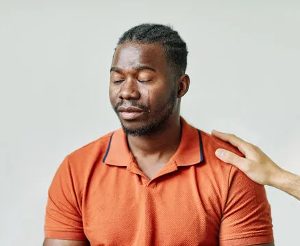 审核与合规指引图像占位